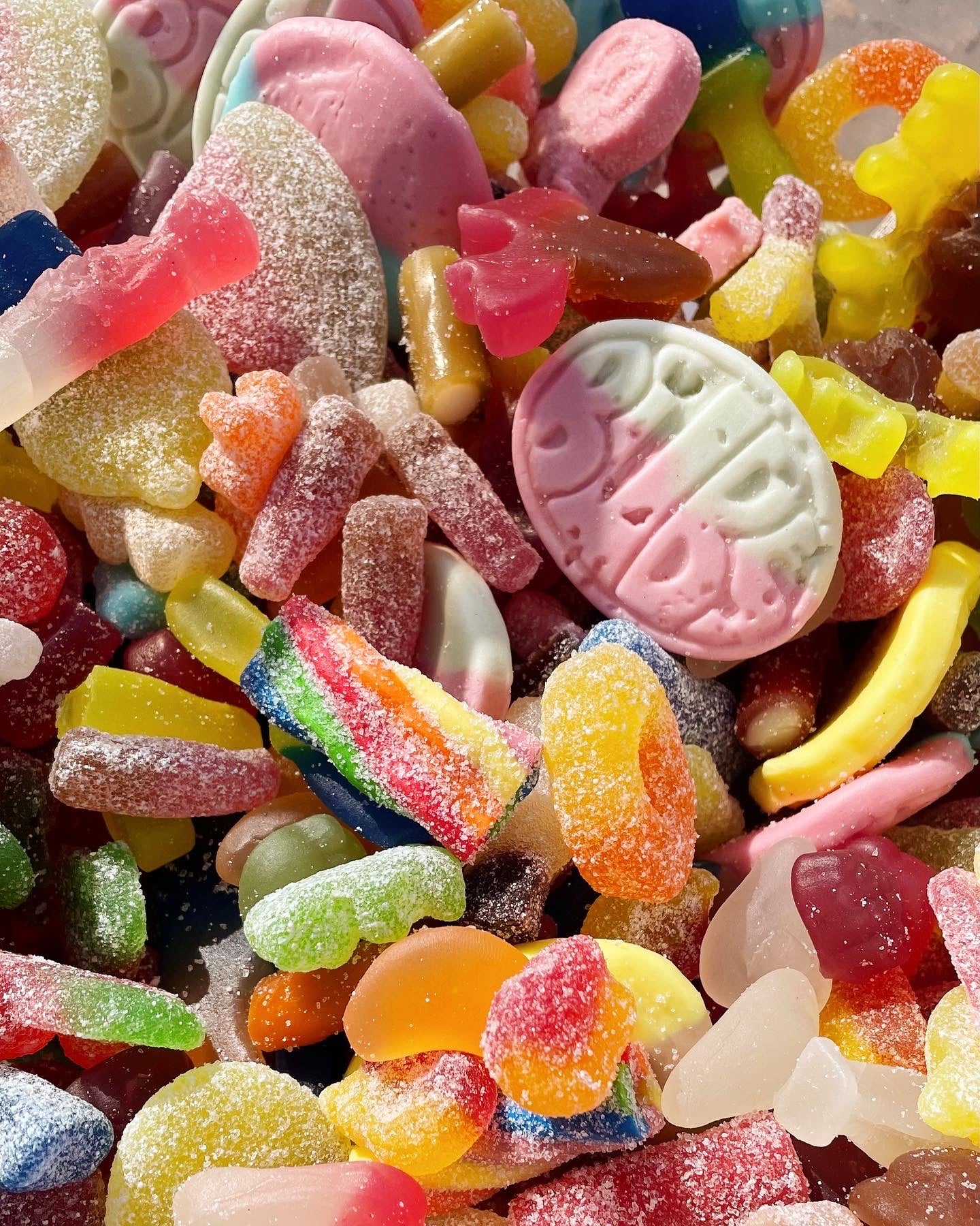 Vegan Pick n Mix 1kg - Eat Me Quick!